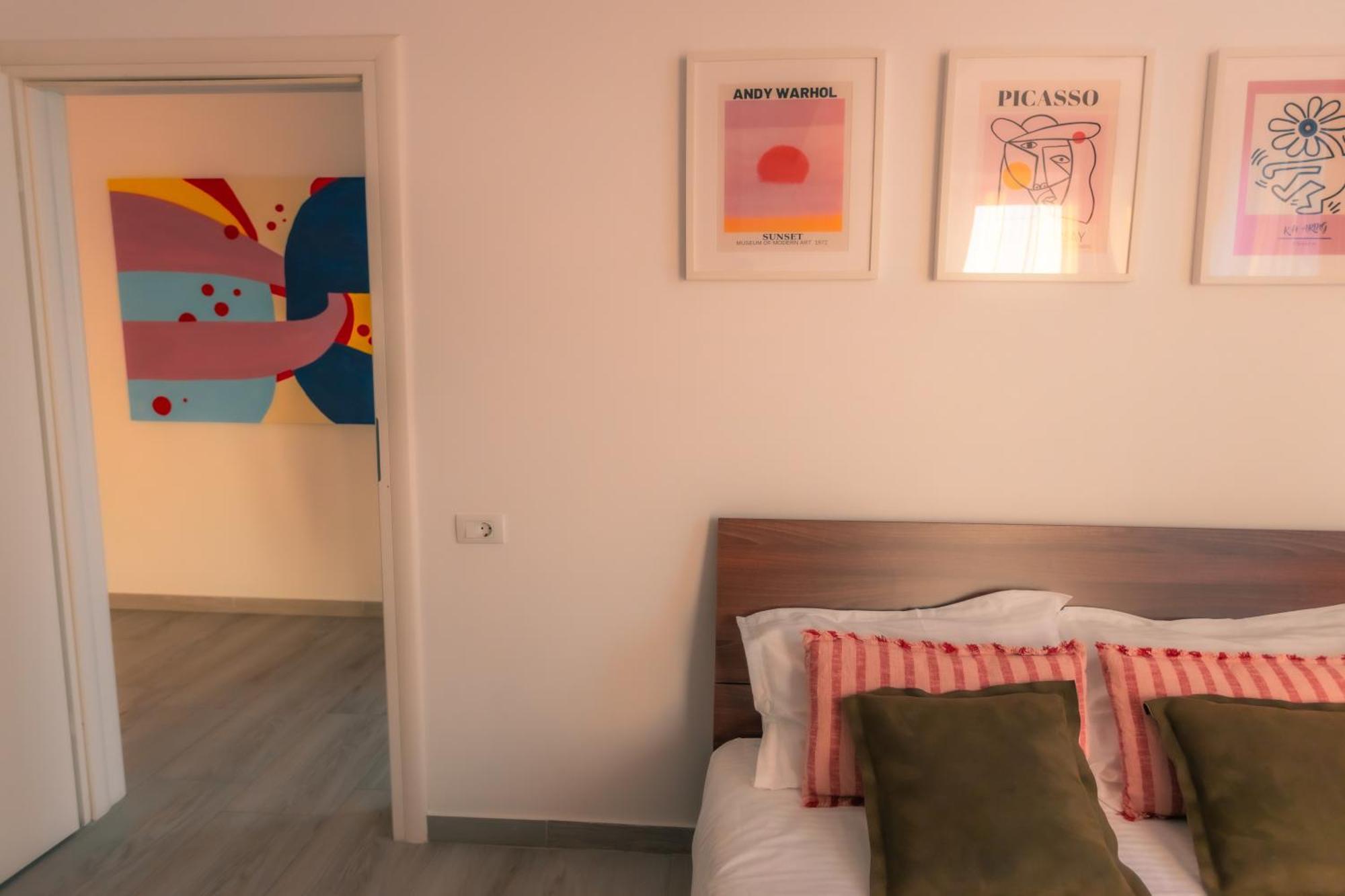 Sunset Apartment - Central Apt With Rooftop Garden 부쿠레슈티 외부 사진