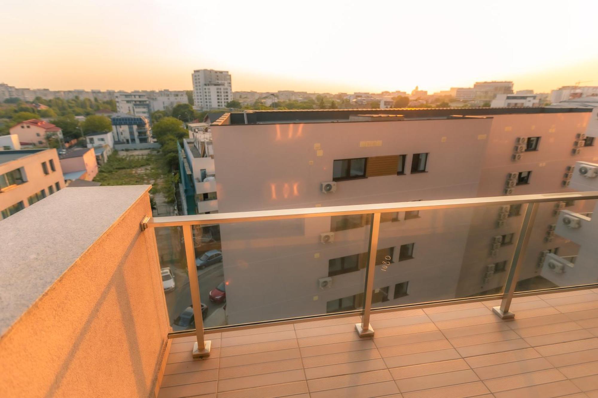 Sunset Apartment - Central Apt With Rooftop Garden 부쿠레슈티 외부 사진
